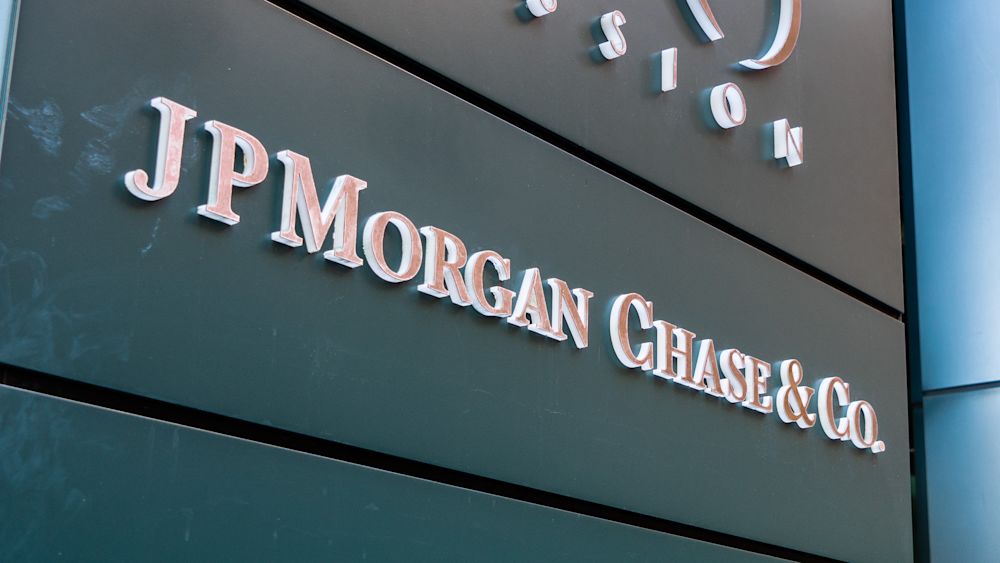 Jennifer Roberts Named New Head of Consumer Banking at JPMorgan Chase. Image Source: Shutterstock.