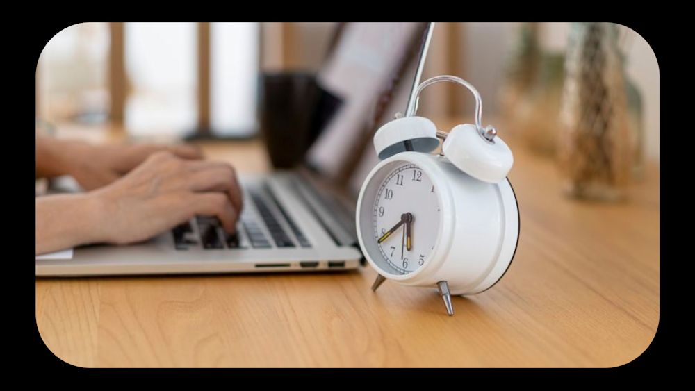 For better business outcomes, don't watch the clock. (Getty)