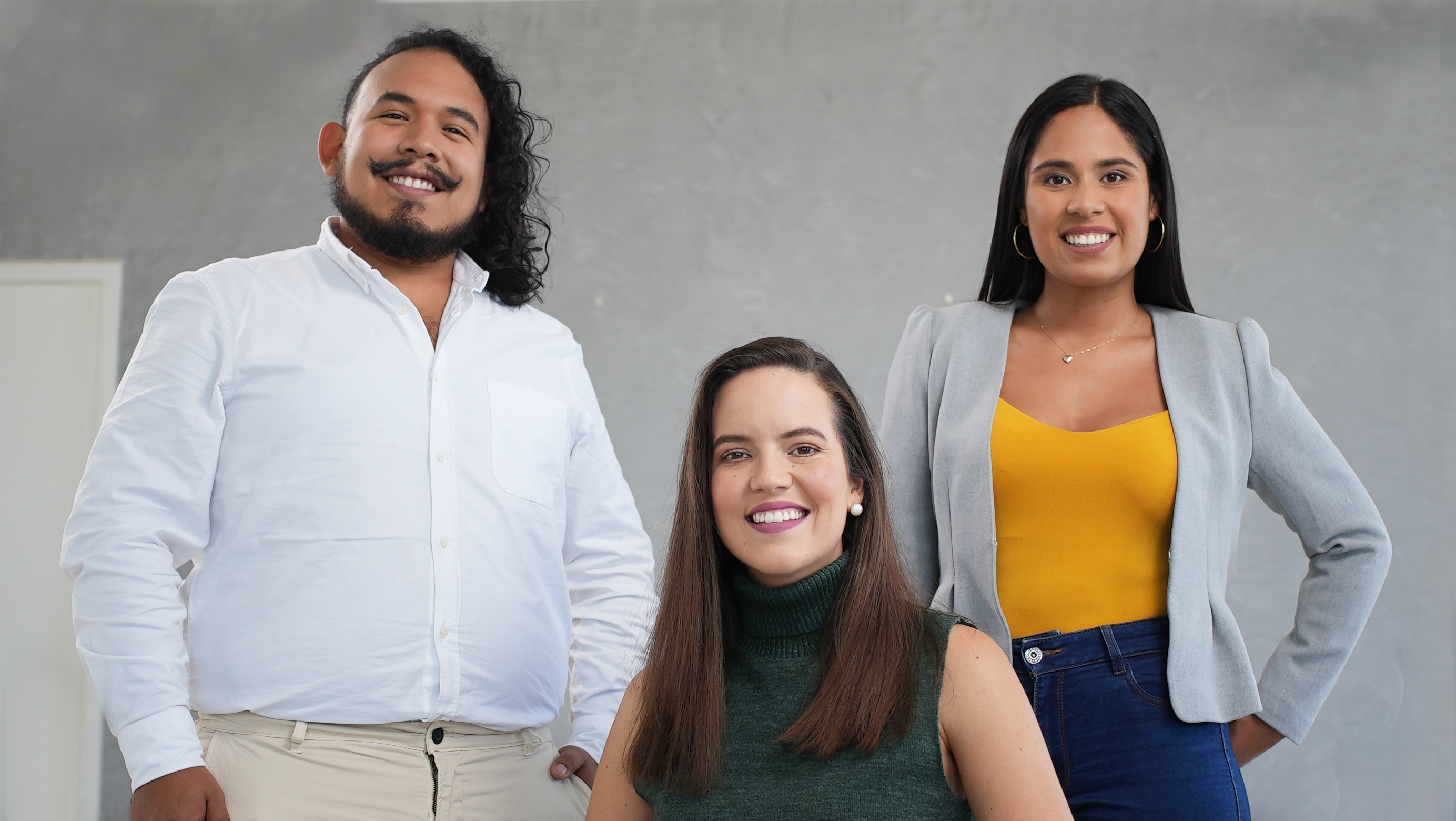 Cristian Vega (CTO), Roxana Kern (COO) and Domenica Obando (CEO), cofounders of Talently.
