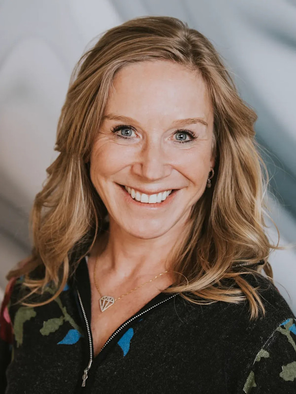Catherine Powell , Airbnb