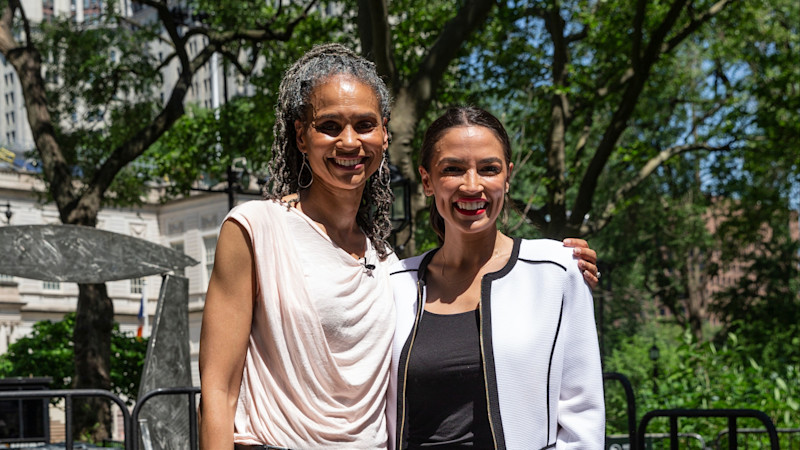 shutterstock 1986145142