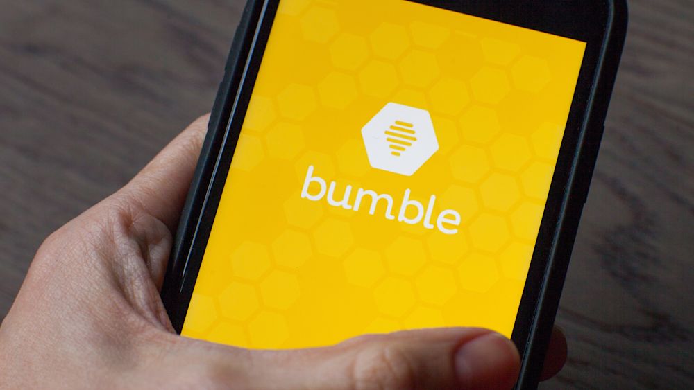 Bumble's load screen. Editorial Credit: Boumen Japet, Shutterstock.