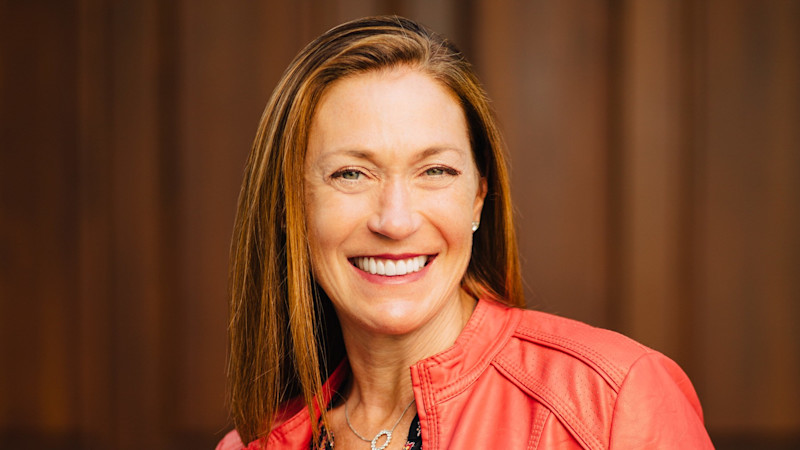 Kelly Breslin Wright