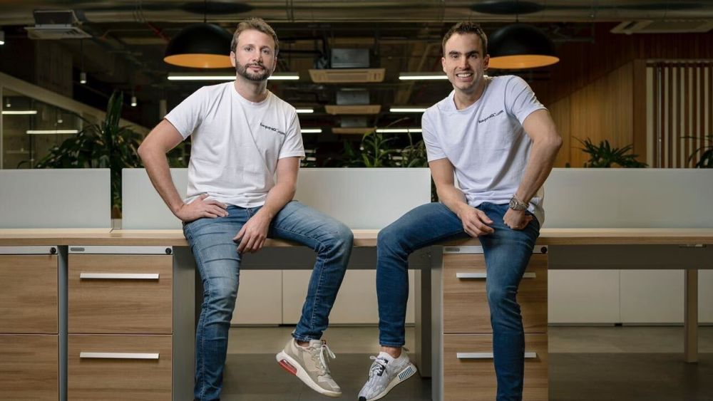 LuegopaGo's Co-founders Martin Pelaez and Emilio Villegas. The duo started a credit-based purchases startup in February 2021.