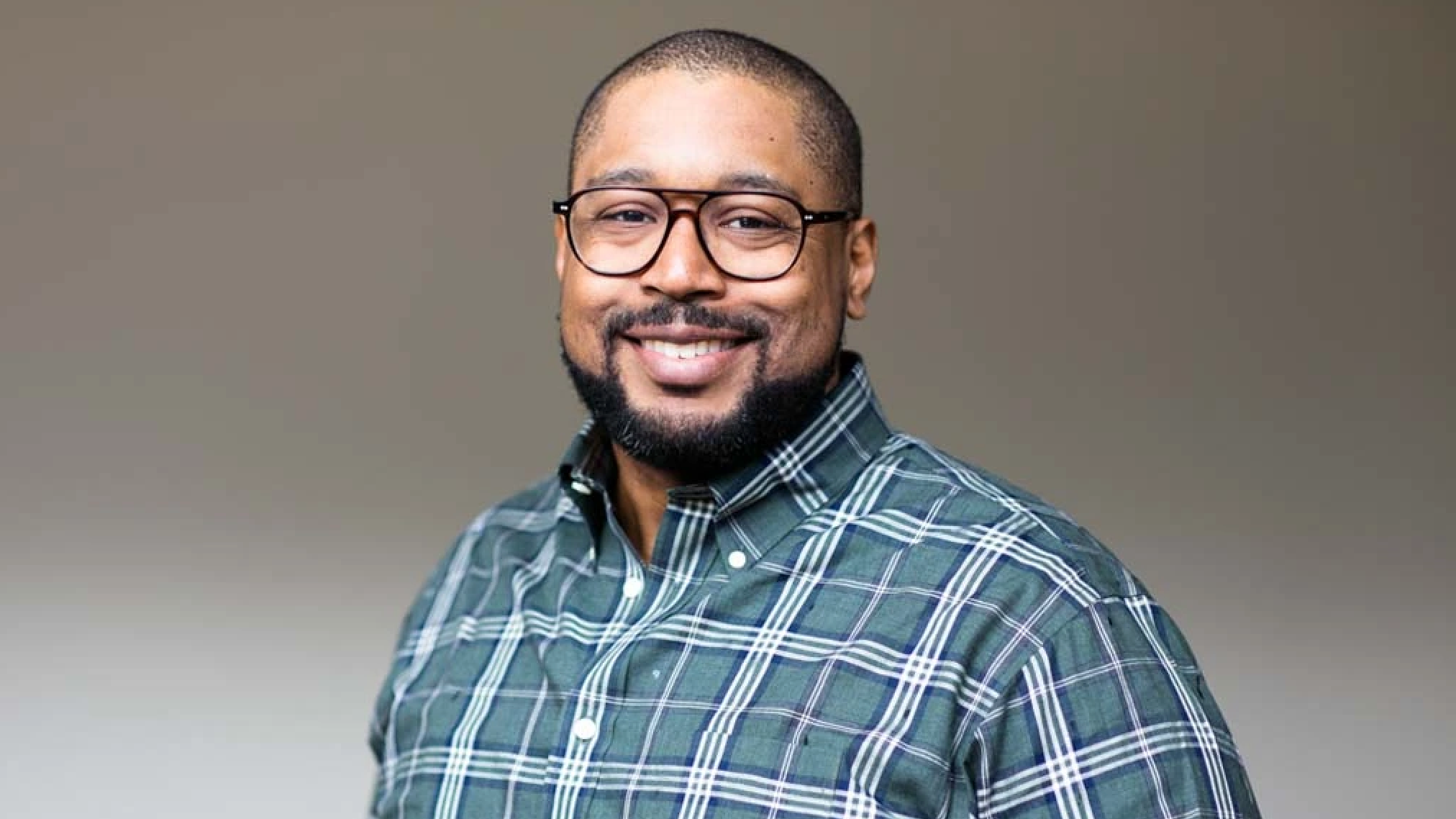 Tony Sebro. Image credit: Myleen Hollero Photography, licensed under CC BY-SA 4.0