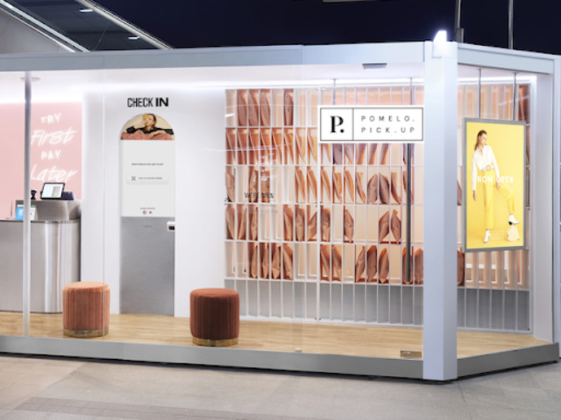 Pomelo Dressing Room