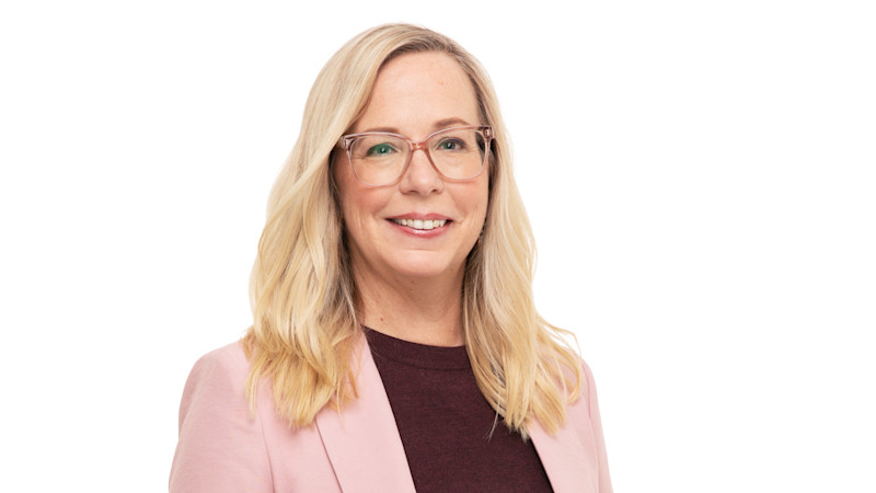 Shari Eaton Headshot