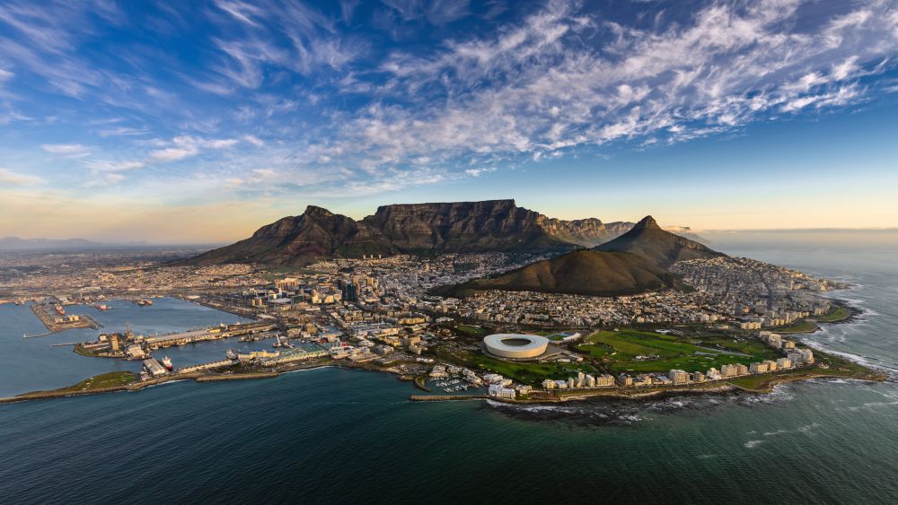 Cape Town, South Africa. Editorial Credit: Alexcpt_photography, Shutterstock.