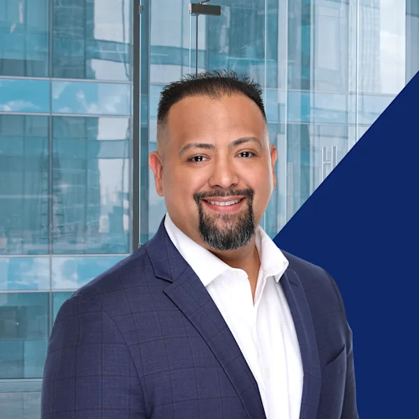 Victor Orozco Headshot