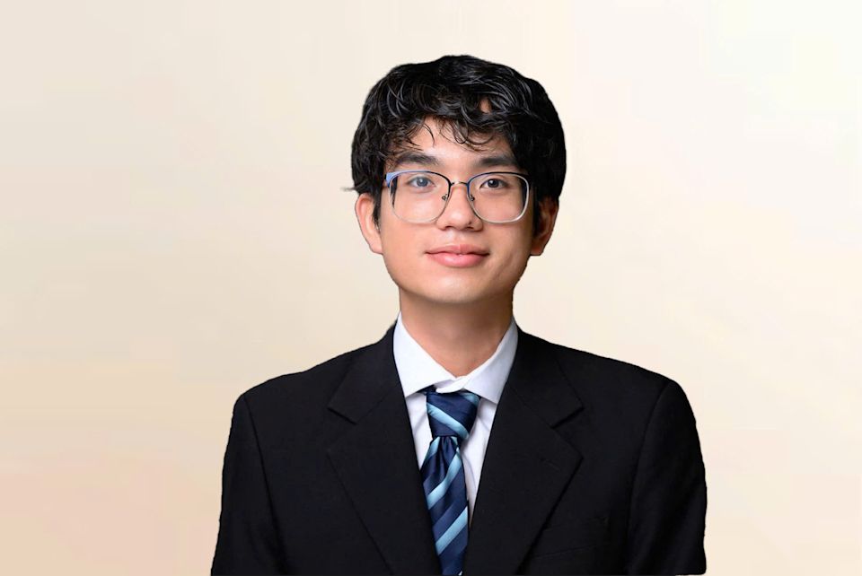 Peter DeSimone Scholarship | US SIF