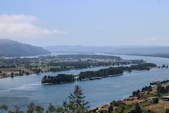 peter-robbins-1YnXBVZadWE-unsplash