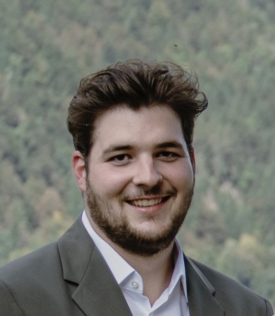 2Uz8a8q1Bg7jGdDmL8tp2T