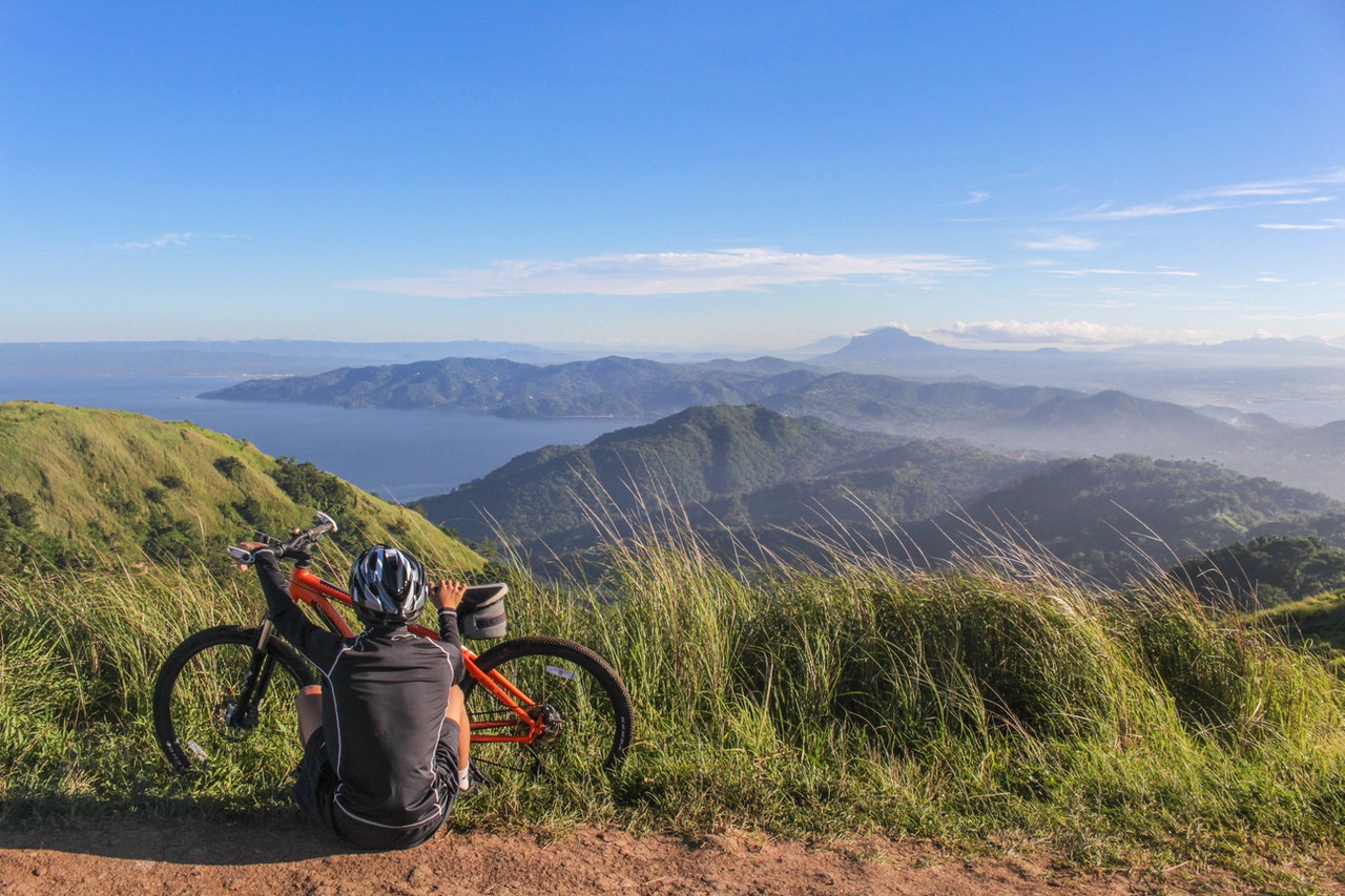 mountain bike sit