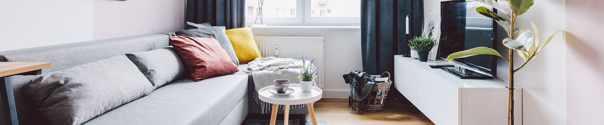 How to throw a housewarming party in a small apartment (Utah-friendly tips)
