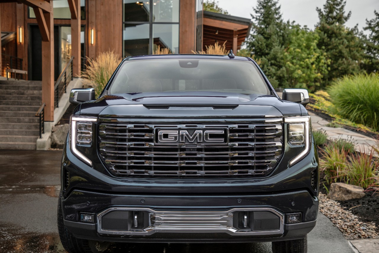 2022 GMC Sierra 1500 Denali Ultimate Test Drive Review