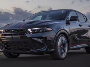 The New 2023 Dodge Hornet adds some American muscle to the compact UV space