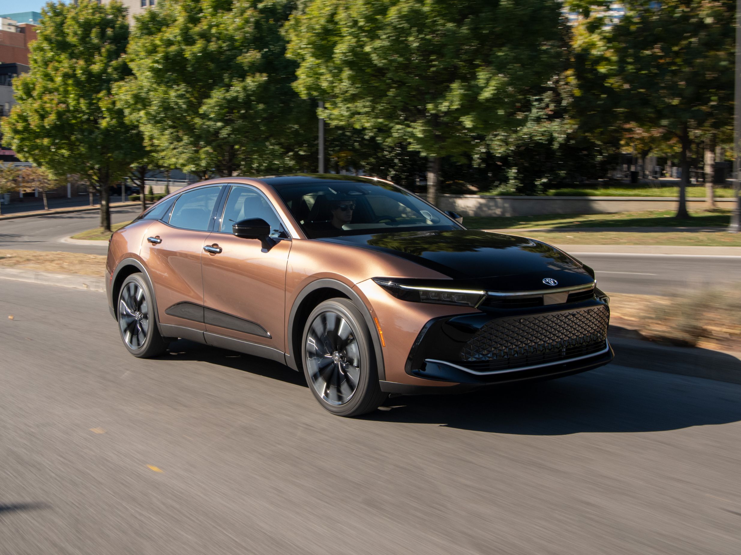 2023 Toyota Crown Platinum test drive review | KSL Cars Resources