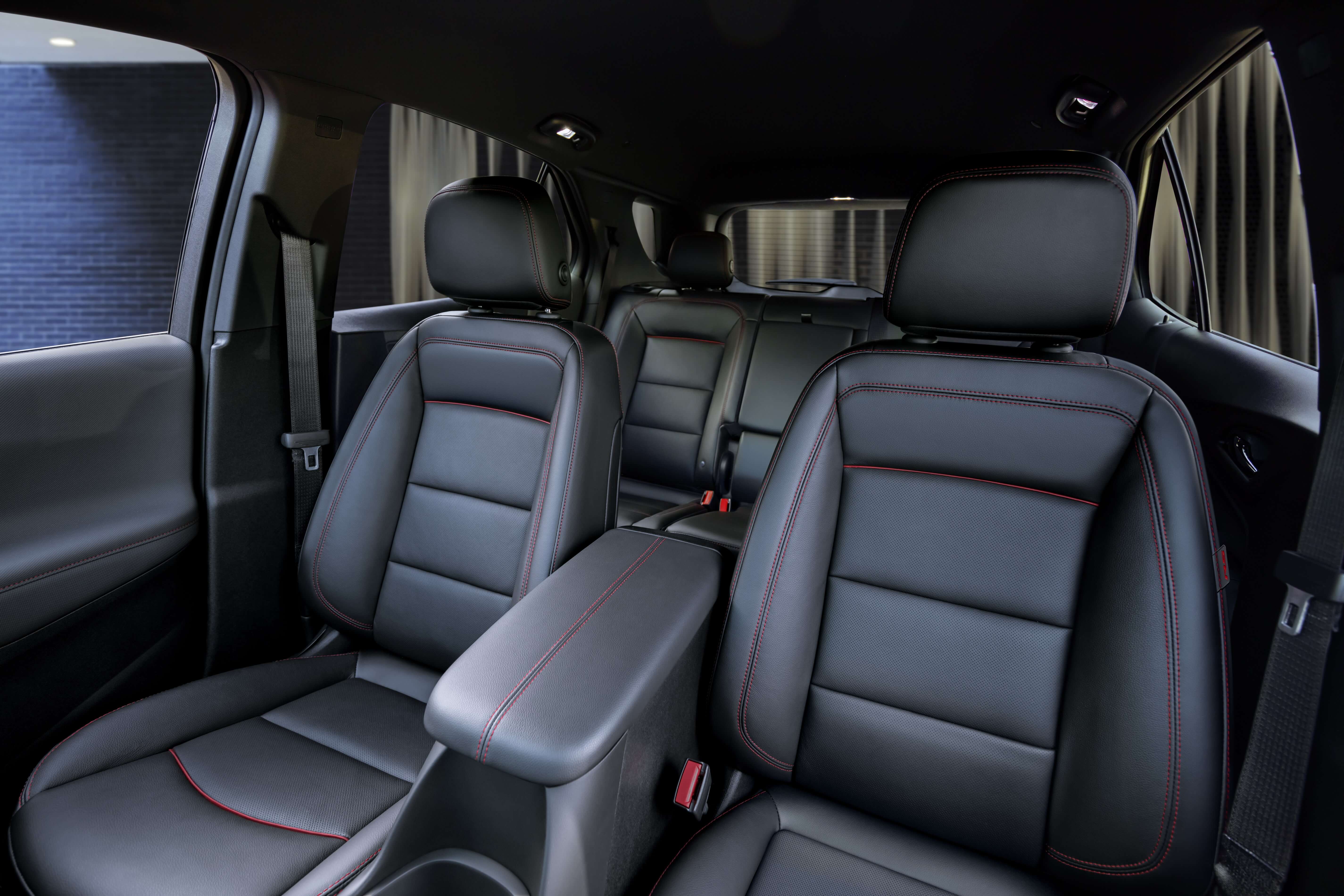 the front seat of a 2022 Chevrolet Equinox