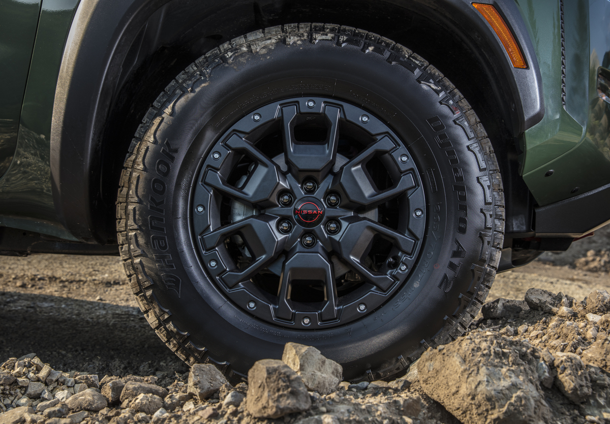 2023 Nissan Frontier Pro-4X Test Drive Review
