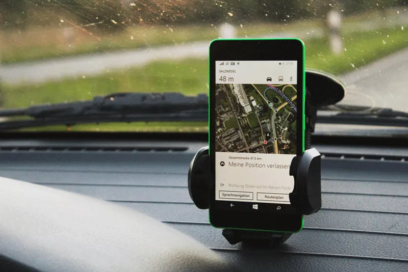 HOMEPAGE-CLICKABLE-CARD-GENERAL-GSM-Houder-auto-Image2