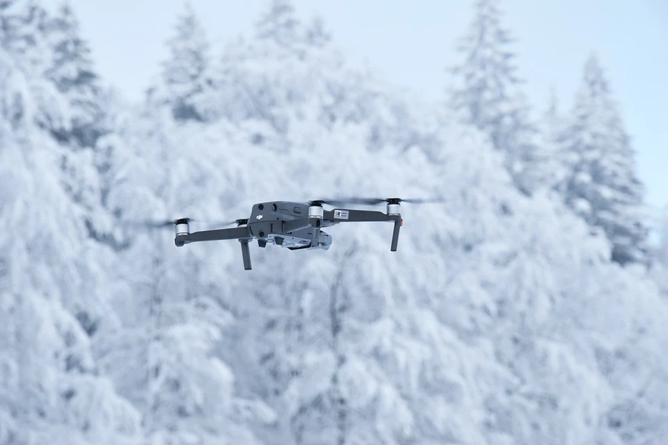 drone-dji-winter