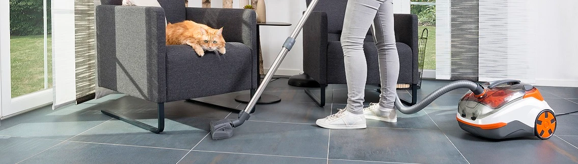 THOMAS-HYBRID-HARTBODEN MIT KATZE