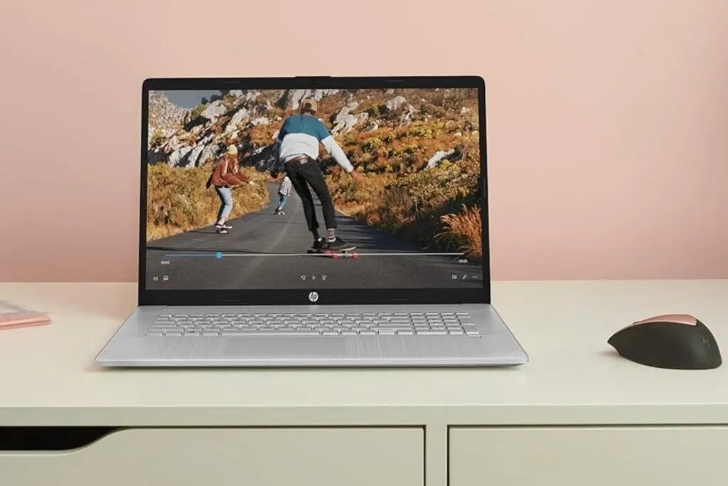 PC-portable-HP-17-1024x683