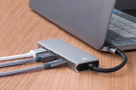 ordinateur portable avec station d'accueil 