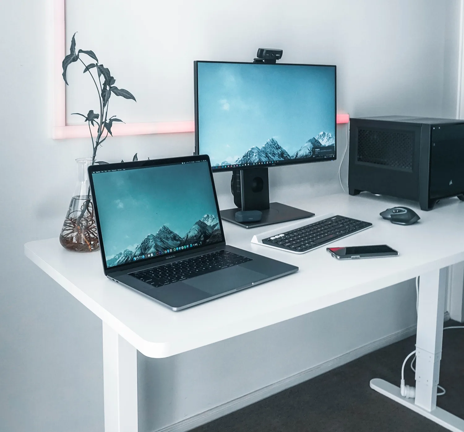 tarn-nguyen-XlEafYGDvV0-unsplash