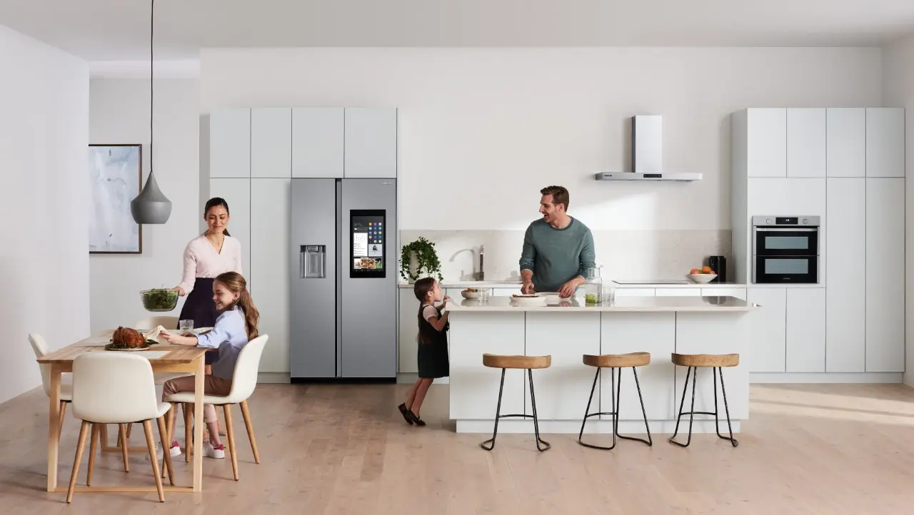 samsung family hub lifestyle