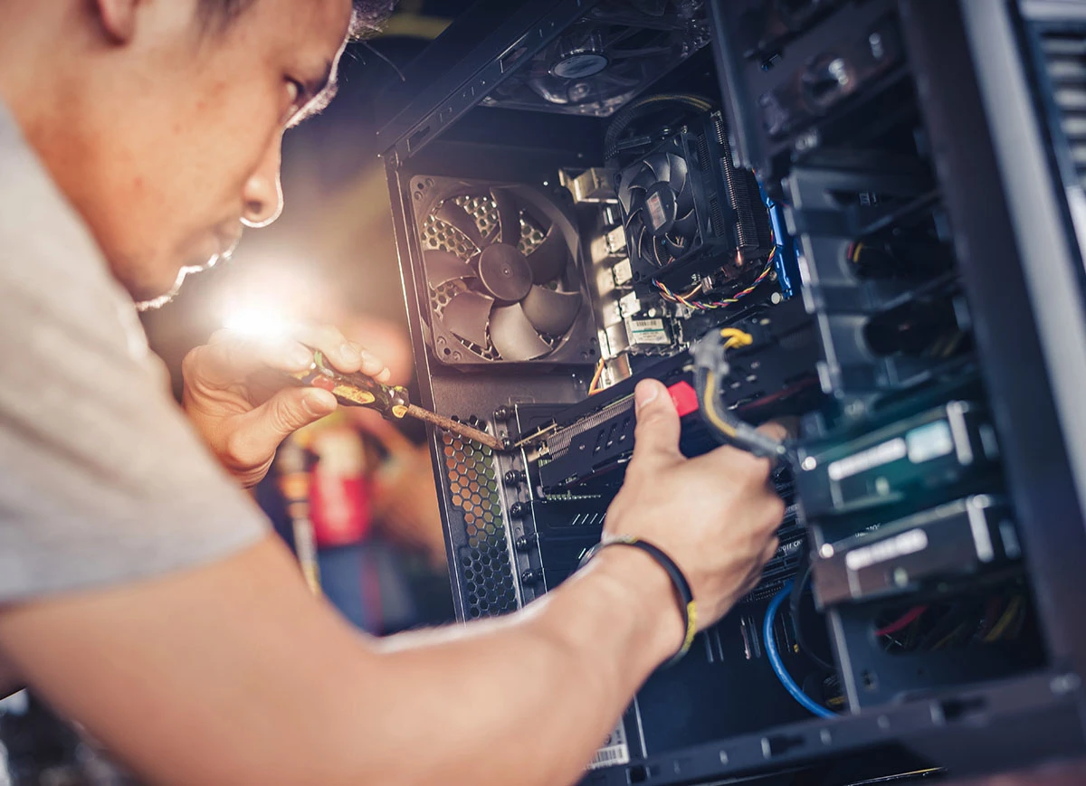 Technicien-informatique-service-tech-care-hifi copie