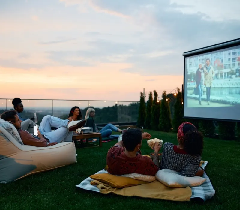 GENERAL-Barbecue-organiseren-Page-Default-Featurette-Speakers-Image