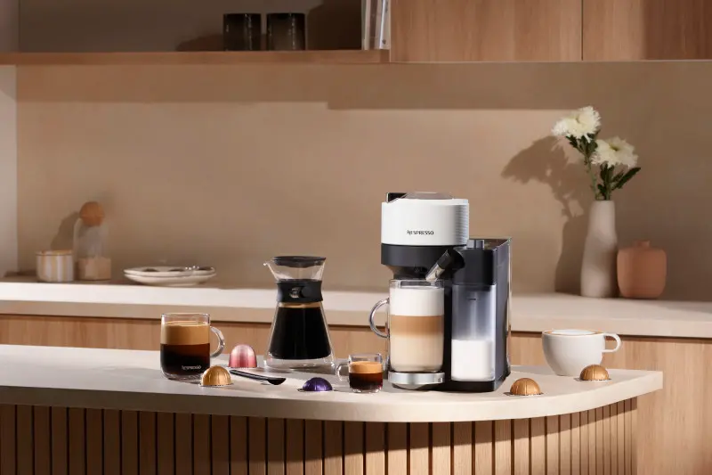 WW ALL VL Vertuo Lattissima 2022 White Machine With 5 Recipes with capsules H 22-27