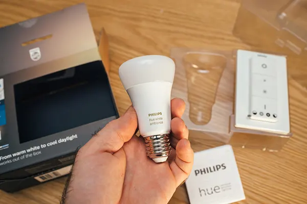 PhilipsHue-Page-Featurette1