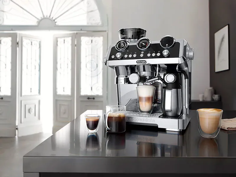 Koffieapparaat met melkopschuimer