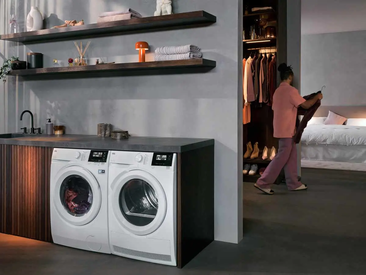 droogkast en wasmachine AEG
