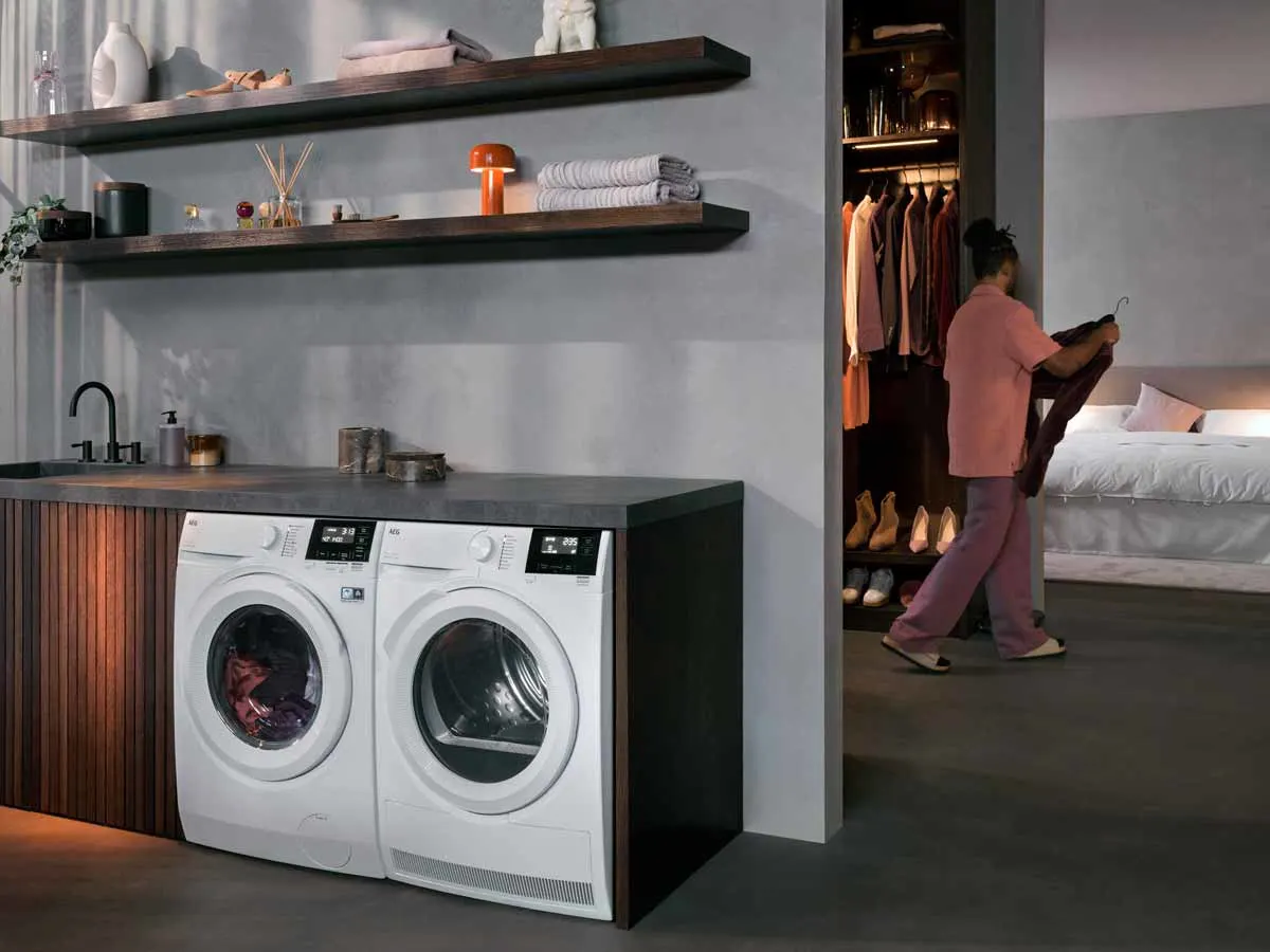 droogkast en wasmachine AEG