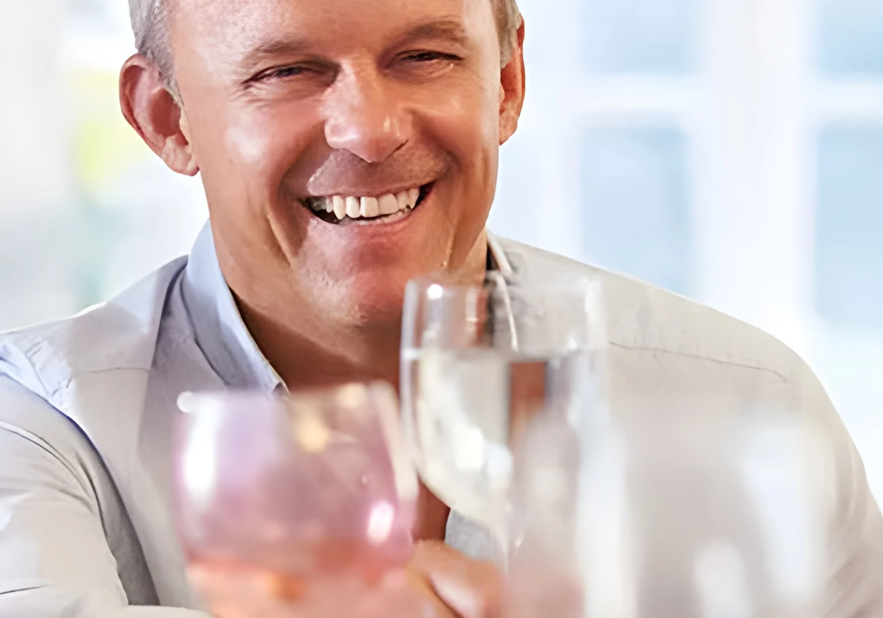 header-conseils-cave-vins-hifi-page-wide