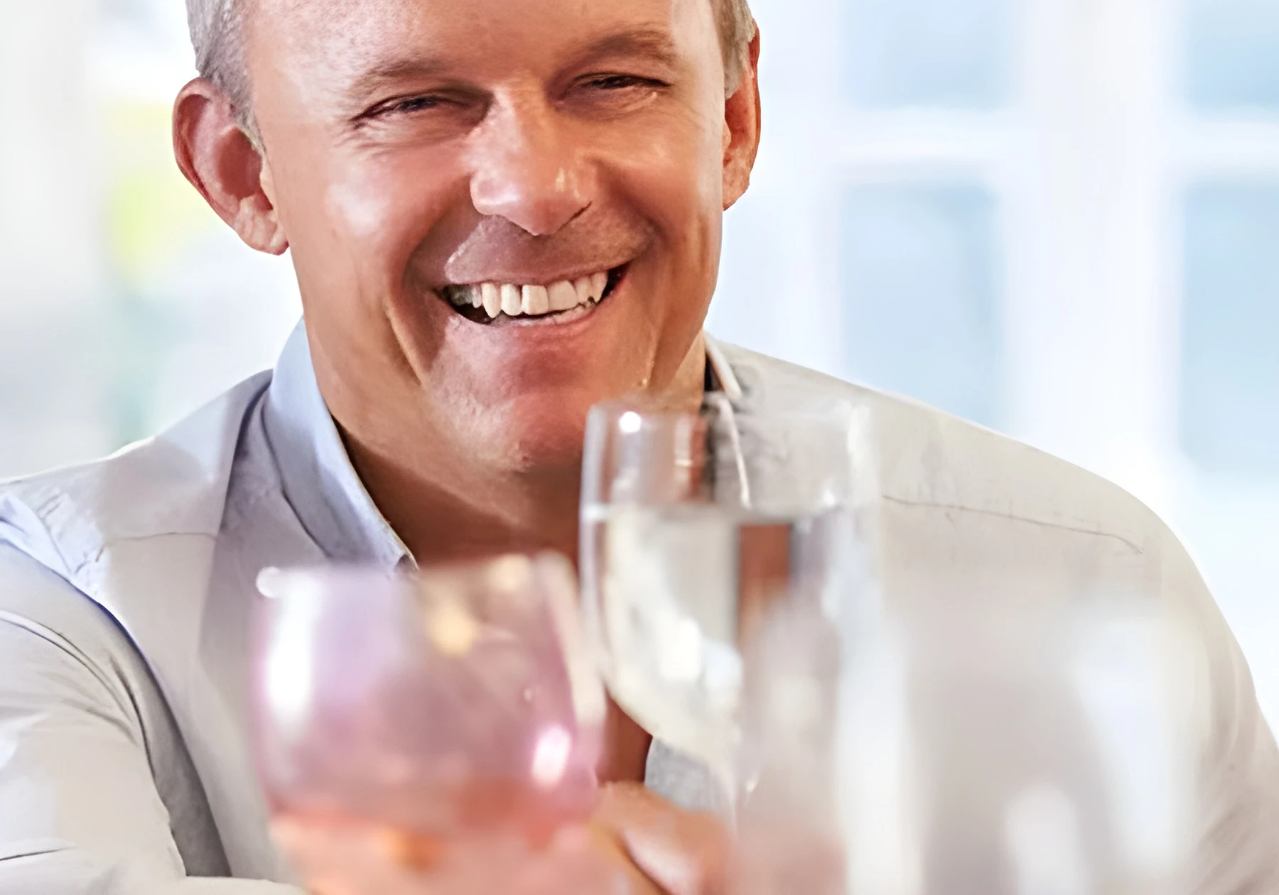 header-conseils-cave-vins-hifi-page-mobile