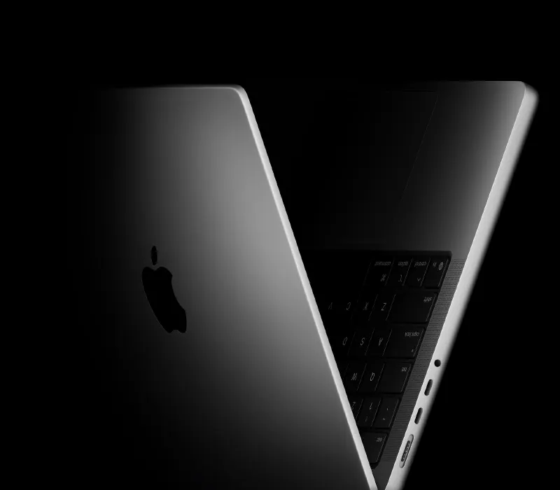 Macbook14Pro-Feature-1