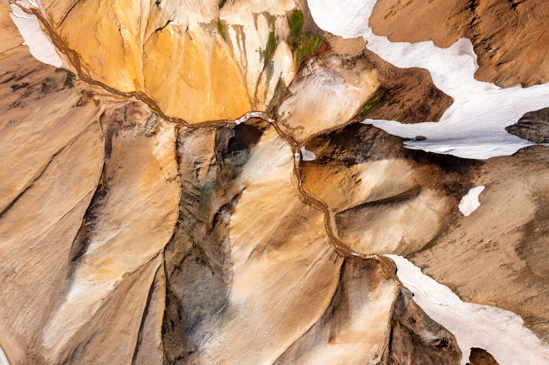 landslag-fjall-snjor