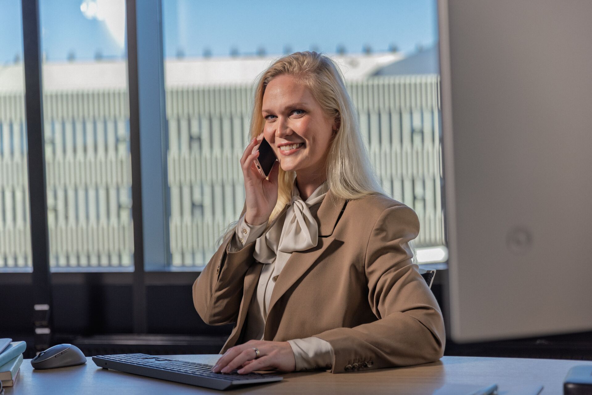 Allt fyrir fjármálastjórann - kona við skrifborð