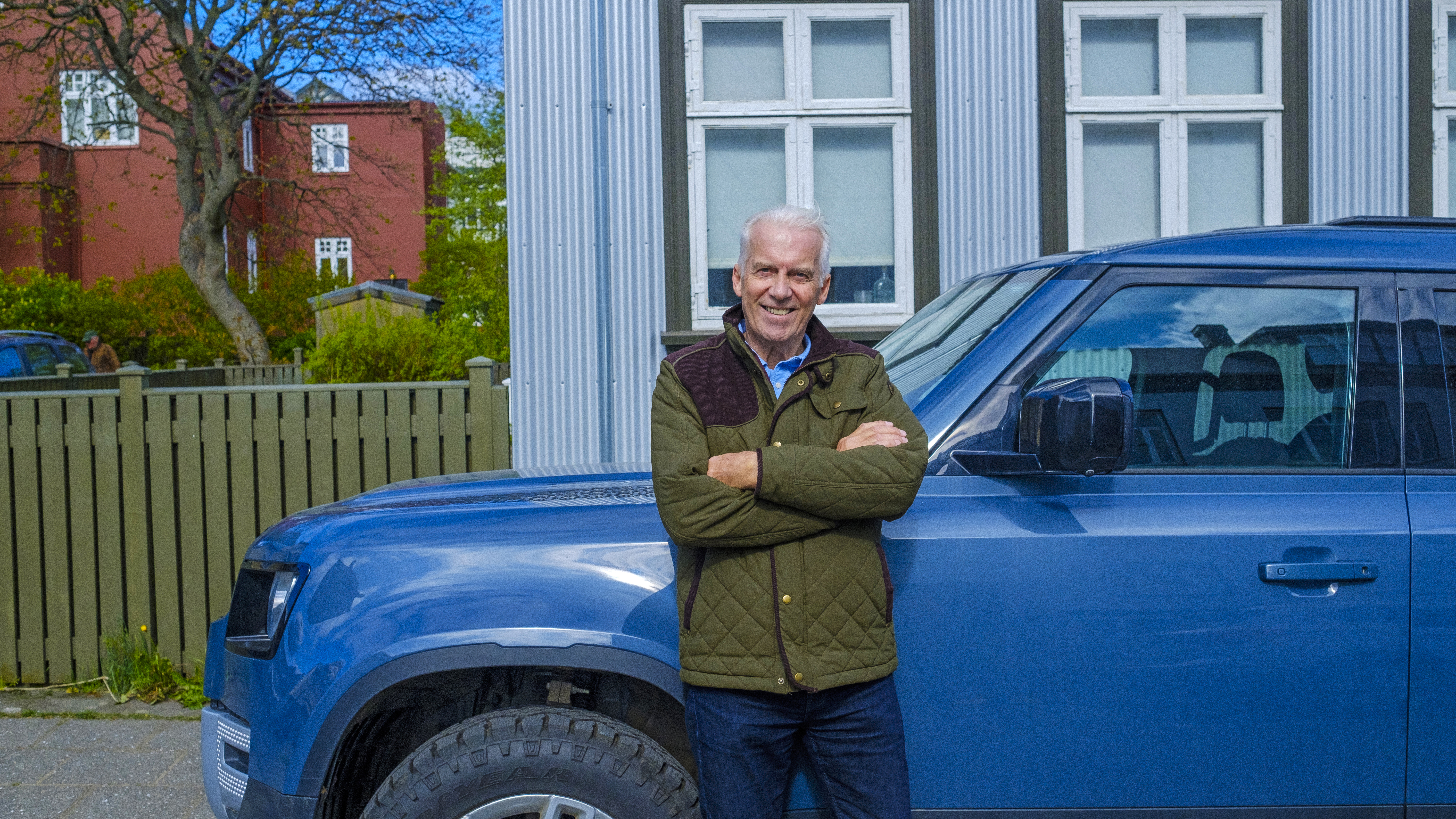 Bílalán eldri maður