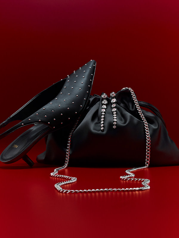 Leather ballet flat and handbag