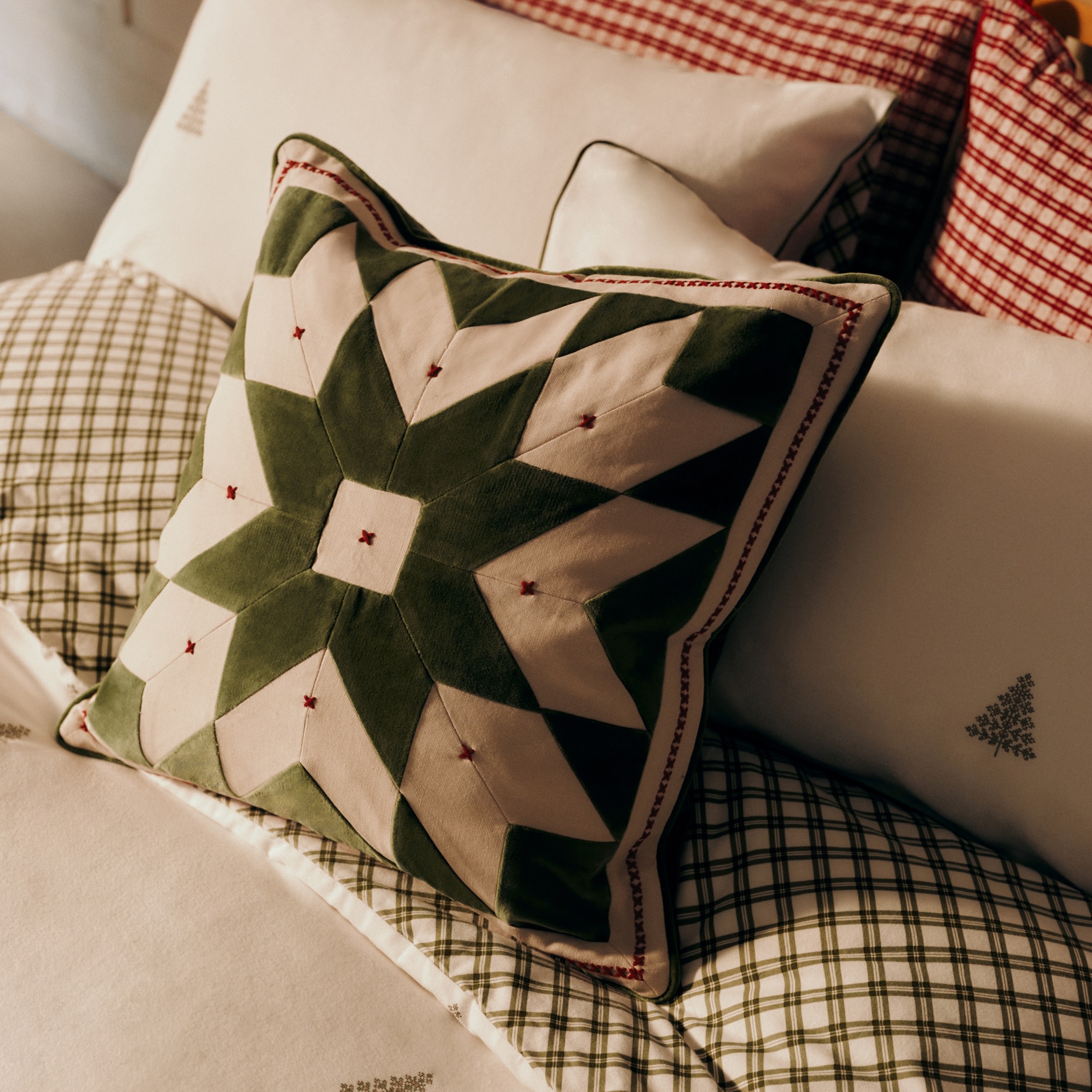 Christmas bedding