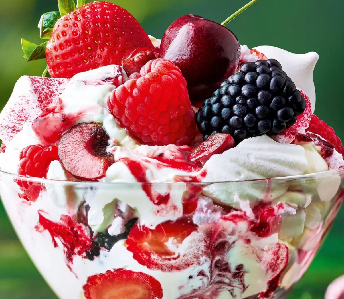 Berry Eton mess