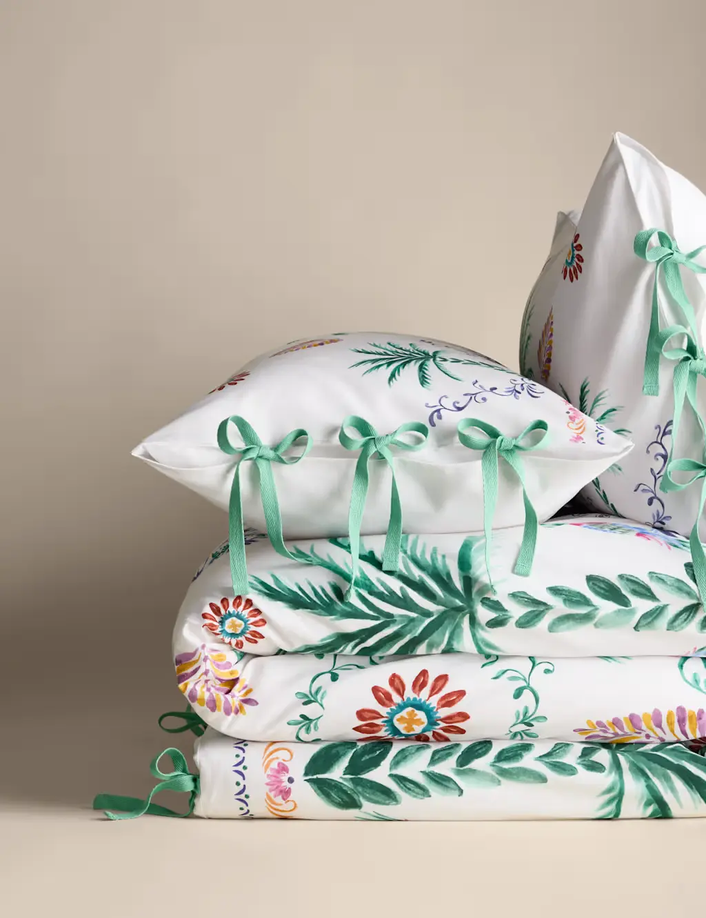 Paradise print bedding
