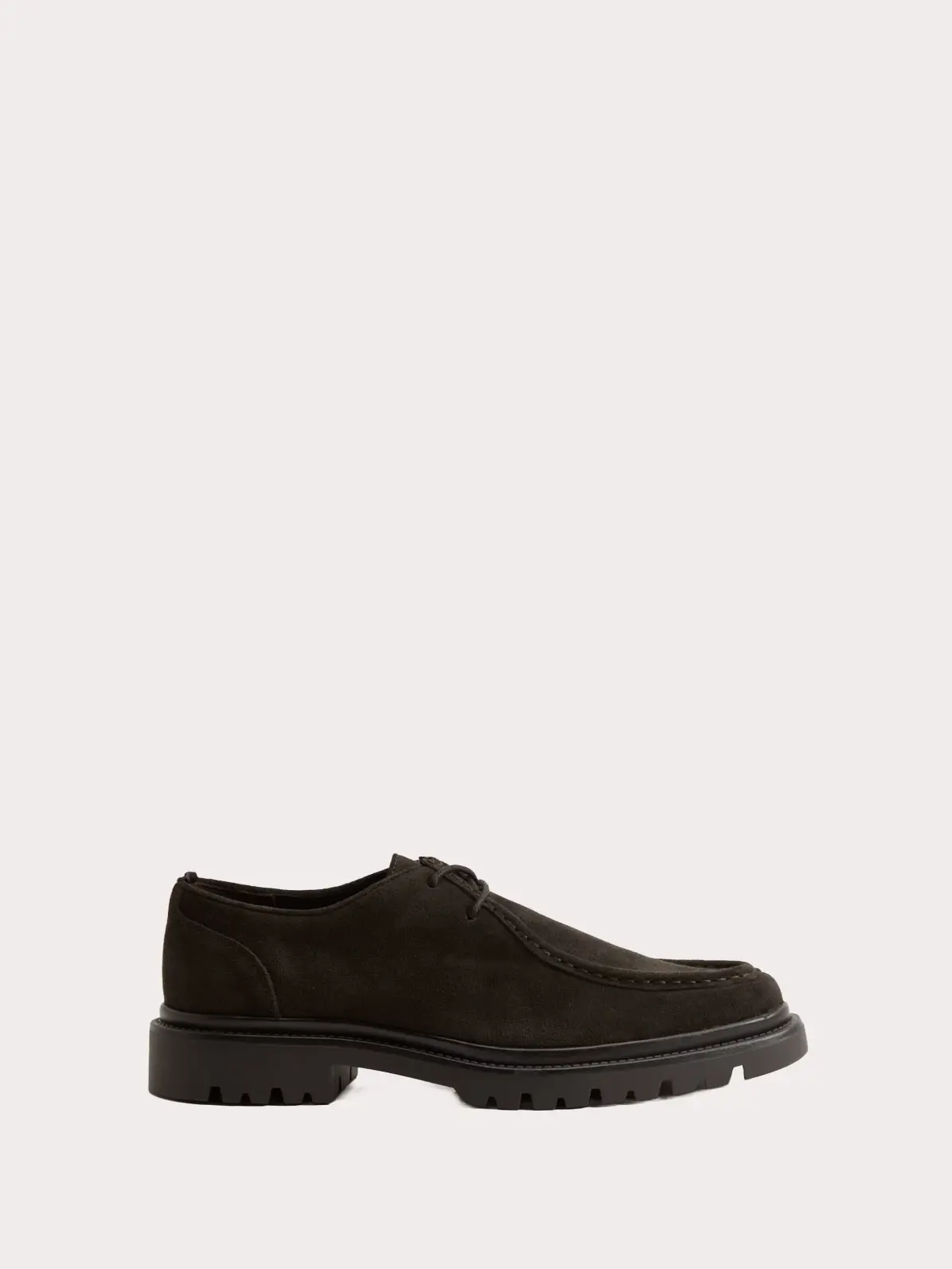 Suede shoe in dark brown