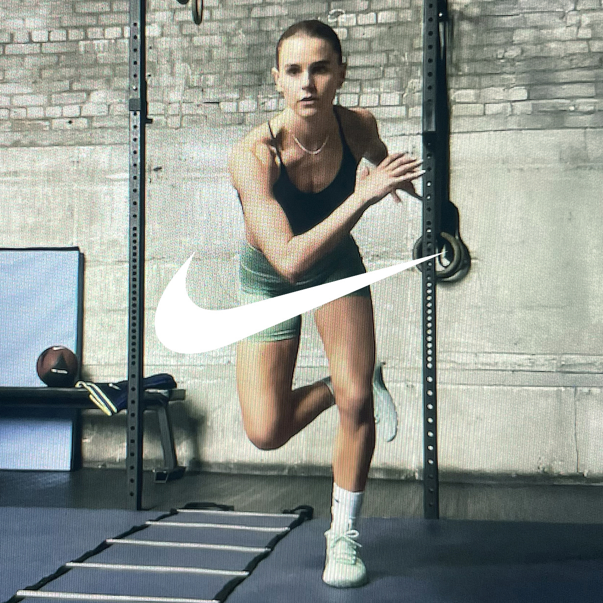 NIKE CONTENT CARDS1 1230X1230