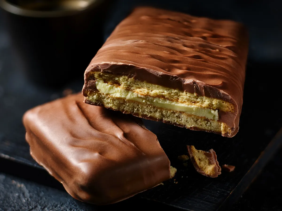 Giant chocolate custard cream